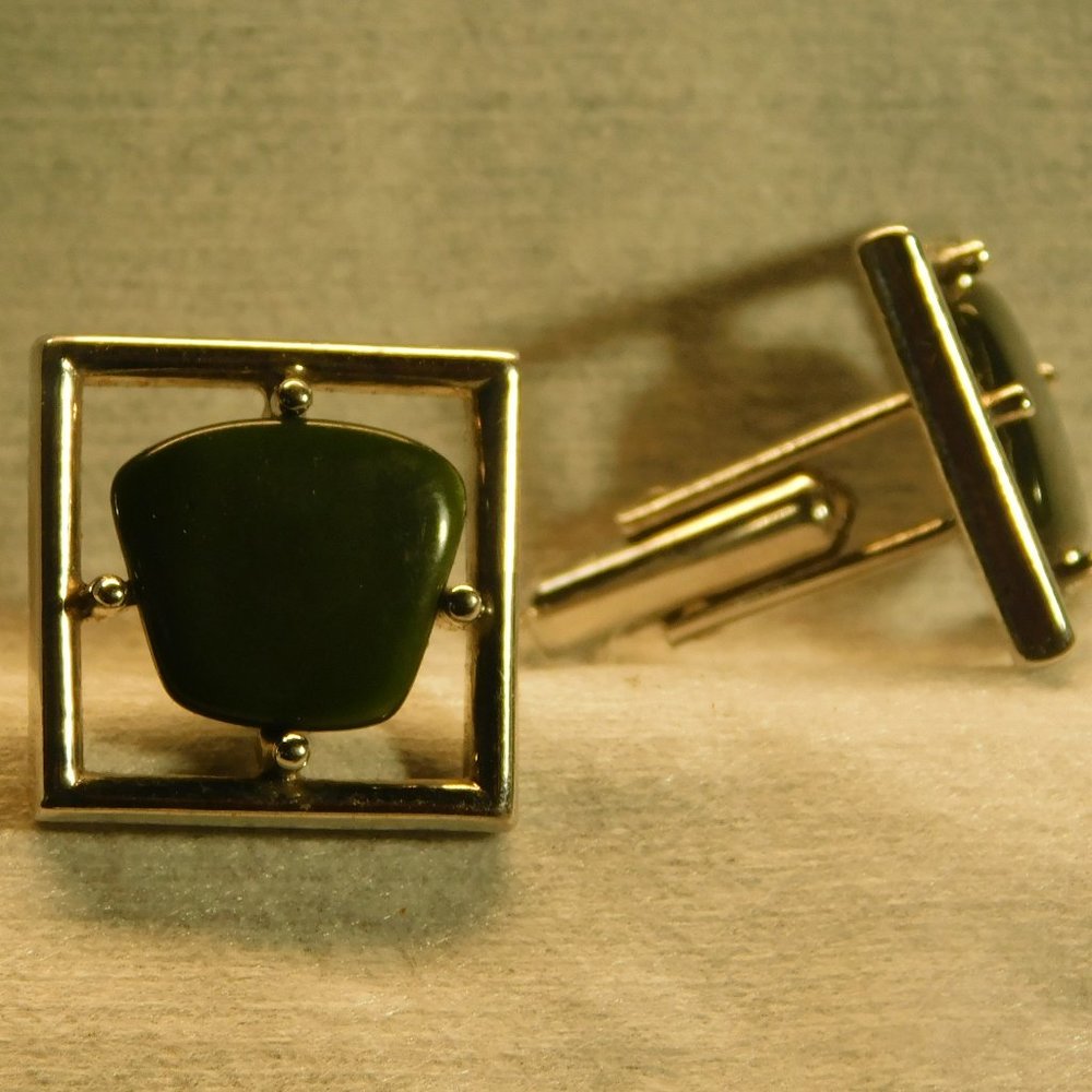 CUFFLINKS